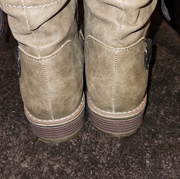 Patrizia Halvor Bootie Women's size 10, worn once, like new, excellent condition - Picture 6 of 9